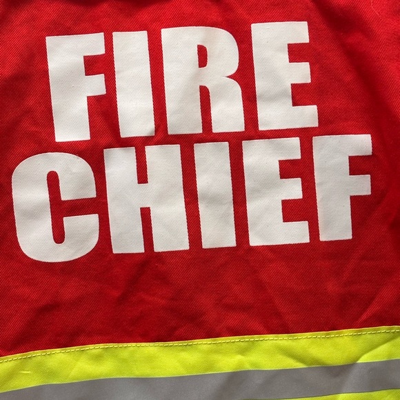 Melissa & Doug Boy’s Red Firefighter Jacket for 5-6 year olds - Picture 8 of 14